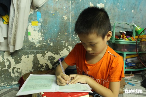 Lớn lên từ những căn nhà tí hon - Ảnh 1. Lớn lên từ những căn nhà tí hon - Ảnh 1.