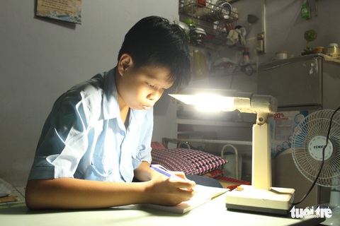 Lớn lên từ những căn nhà tí hon - Ảnh 4. Lớn lên từ những căn nhà tí hon - Ảnh 4.