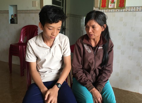 Vươn lên từ đất đỏ - Ảnh 4. Vươn lên từ đất đỏ - Ảnh 4.