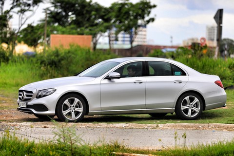 Đánh giá xe Mercedes E250 2018: nghe trái tim cất lời... - Ảnh 9. Đánh giá xe Mercedes E250 2018: nghe trái tim cất lời... - Ảnh 9.