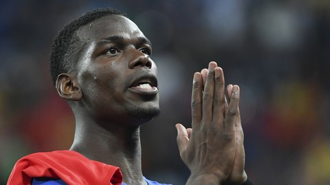 Paul Pogba tặng chiến thắng cho 12 cầu thủ nhí vừa thoát khỏi hang - Ảnh 1. Paul Pogba tặng chiến thắng cho 12 cầu thủ nhí vừa thoát khỏi hang - Ảnh 1.