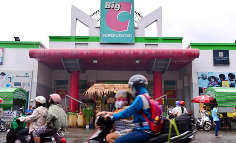 Metro và Big C: hai thương vụ trốn thuế ngàn tỉ ầm ĩ - Ảnh 1. Metro và Big C: hai thương vụ trốn thuế ngàn tỉ ầm ĩ - Ảnh 1.