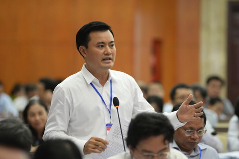 Mỗi ngày TP.HCM thải ra công cộng 2.300 tấn rác - Ảnh 3. Mỗi ngày TP.HCM thải ra công cộng 2.300 tấn rác - Ảnh 3.