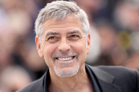 11-7: Phạm Anh Khoa tiều tụy, George Clooney tai nạn - Ảnh 8. 11-7: Phạm Anh Khoa tiều tụy, George Clooney tai nạn - Ảnh 8.