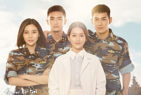 Netflix mua bản quyền Hậu duệ mặt trời phiên bản Việt - Ảnh 2. Netflix mua bản quyền Hậu duệ mặt trời phiên bản Việt - Ảnh 2.