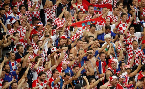 Cả nước Croatia ăn mừng, Thủ tướng Anh tự hào về Tam sư - Ảnh 3. Cả nước Croatia ăn mừng, Thủ tướng Anh tự hào về Tam sư - Ảnh 3.