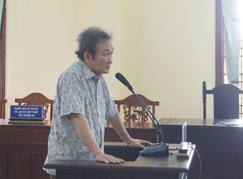 Chủ hãng nước đá dùng súng đe dọa nhân viên bị y án 2,5 năm tù - Ảnh 1. Chủ hãng nước đá dùng súng đe dọa nhân viên bị y án 2,5 năm tù - Ảnh 1.