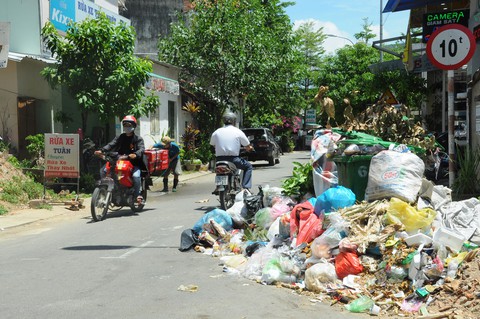 Mở cửa bãi rác cũ giải cứu thành phố Quảng Ngãi - Ảnh 2. Mở cửa bãi rác cũ giải cứu thành phố Quảng Ngãi - Ảnh 2.