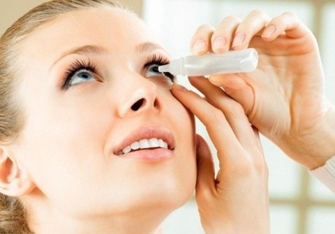 Các nguyên nhân gây đỏ mắt và cách điều trị - Ảnh 1. Các nguyên nhân gây đỏ mắt và cách điều trị - Ảnh 1.