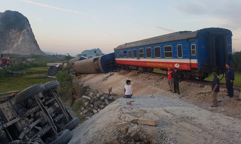 Cục trưởng Đường sắt nhận... phê bình sau các tai nạn tàu hỏa - Ảnh 1. Cục trưởng Đường sắt nhận... phê bình sau các tai nạn tàu hỏa - Ảnh 1.