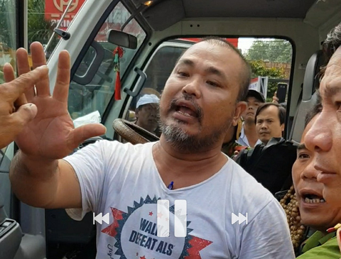 Rượt đuổi xe tải bị trộm một giờ trên quốc lộ mới bắt được - Ảnh 1. Rượt đuổi xe tải bị trộm một giờ trên quốc lộ mới bắt được - Ảnh 1.