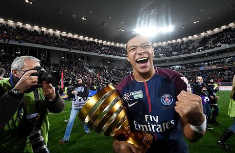 Premier League bị loại khỏi World Cup, giải quốc gia nào lên ngôi? - Ảnh 1. Premier League bị loại khỏi World Cup, giải quốc gia nào lên ngôi? - Ảnh 1.