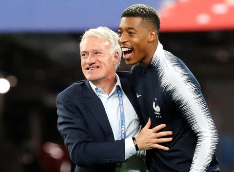 Deschamps - dấu gạch nối của thành công - Ảnh 1. Deschamps - dấu gạch nối của thành công - Ảnh 1.