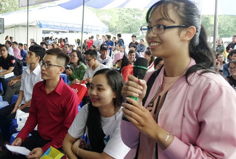 Ngày hội tư vấn xét tuyển đại học, cao đẳng tại TP.HCM - Ảnh 1. Ngày hội tư vấn xét tuyển đại học, cao đẳng tại TP.HCM - Ảnh 1.