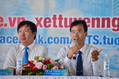 Ngày hội tư vấn xét tuyển đại học, cao đẳng tại TP.HCM - Ảnh 13. Ngày hội tư vấn xét tuyển đại học, cao đẳng tại TP.HCM - Ảnh 13.