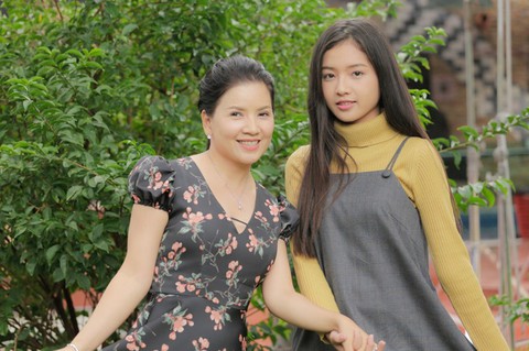 14-7: Sau kiện cáo Ngọc Trinh đóng phim, sao nhí Thư ký Kim gây sốt - Ảnh 11. 14-7: Sau kiện cáo Ngọc Trinh đóng phim, sao nhí Thư ký Kim gây sốt - Ảnh 11.