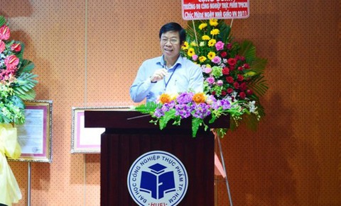 Điểm sàn đại học năm nay liệu có xuống dưới 14, 15? - Ảnh 2. Điểm sàn đại học năm nay liệu có xuống dưới 14, 15? - Ảnh 2.