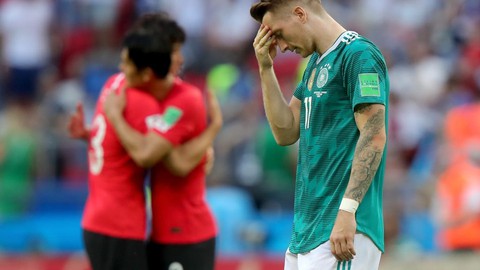 Những giọt nước mắt trên sân cỏ World Cup 2018 - Ảnh 2. Những giọt nước mắt trên sân cỏ World Cup 2018 - Ảnh 2.