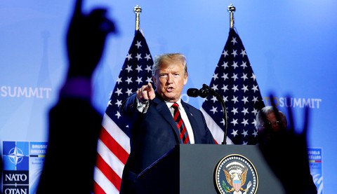 Ông Trump “ném bom” NATO - Ảnh 1. Ông Trump “ném bom” NATO - Ảnh 1.