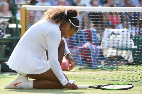 Serena Williams thất bại trong trận chung kết Wimbledon - Ảnh 2. Serena Williams thất bại trong trận chung kết Wimbledon - Ảnh 2.