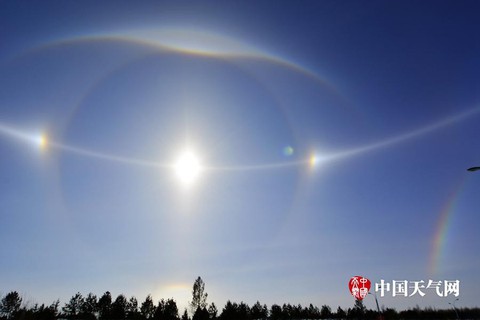 Nghi vấn UFO từng được Đại Việt sử ký toàn thư ghi nhận? - Ảnh 6. Nghi vấn UFO từng được Đại Việt sử ký toàn thư ghi nhận? - Ảnh 6.