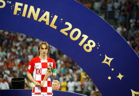 Modric xứng đáng nhận Quả bóng vàng dù thua trận chung kết - Ảnh 1. Modric xứng đáng nhận Quả bóng vàng dù thua trận chung kết - Ảnh 1.