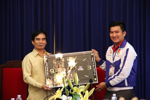 Hoạt động tình nguyện giúp tăng cường mối quan hệ Việt - Lào - Ảnh 1. Hoạt động tình nguyện giúp tăng cường mối quan hệ Việt - Lào - Ảnh 1.