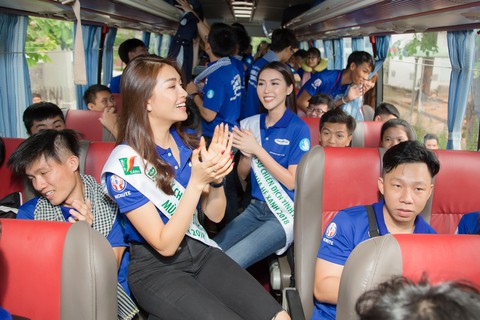 Lệ Hằng, Tường Linh trở thành đại sứ chiến dịch Mùa hè xanh - Ảnh 3. Lệ Hằng, Tường Linh trở thành đại sứ chiến dịch Mùa hè xanh - Ảnh 3.