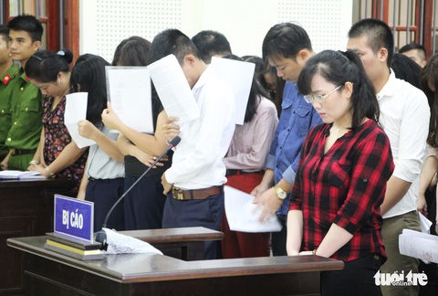Chiếm đoạt 50 tỉ của khách, nhân viên ngân hàng lãnh án chung thân - Ảnh 1. Chiếm đoạt 50 tỉ của khách, nhân viên ngân hàng lãnh án chung thân - Ảnh 1.