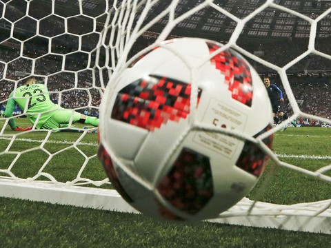 Mưa bàn thắng chung kết World Cup do thủ môn lười biếng của Croatia - Ảnh 7. Mưa bàn thắng chung kết World Cup do thủ môn lười biếng của Croatia - Ảnh 7.