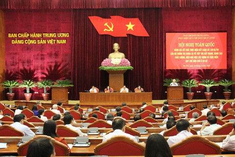 Tổng Bí thư: Còn tình trạng vi phạm dân chủ gây bức xúc - Ảnh 2. Tổng Bí thư: Còn tình trạng vi phạm dân chủ gây bức xúc - Ảnh 2.