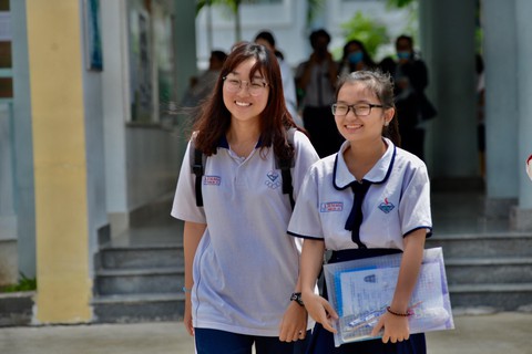 ĐH Kinh tế TP.HCM, ĐH Mở TP.HCM công bố điểm sàn xét tuyển - Ảnh 1. ĐH Kinh tế TP.HCM, ĐH Mở TP.HCM công bố điểm sàn xét tuyển - Ảnh 1.