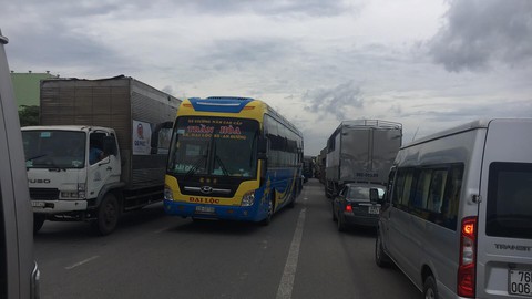 11 ngày, 3 người chết vì tai nạn trên một đoạn đường - Ảnh 3. 11 ngày, 3 người chết vì tai nạn trên một đoạn đường - Ảnh 3.