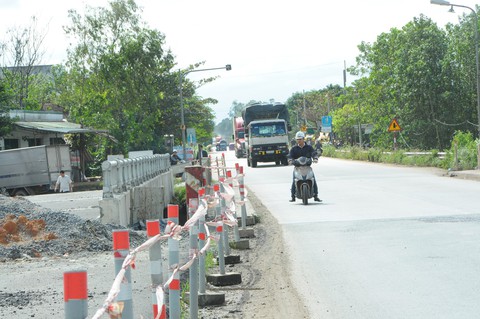 11 ngày, 3 người chết vì tai nạn trên một đoạn đường - Ảnh 5. 11 ngày, 3 người chết vì tai nạn trên một đoạn đường - Ảnh 5.