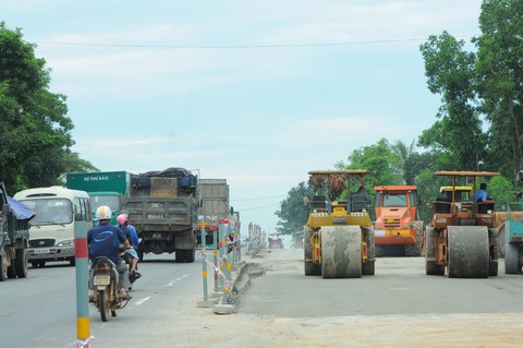 11 ngày, 3 người chết vì tai nạn trên một đoạn đường - Ảnh 2. 11 ngày, 3 người chết vì tai nạn trên một đoạn đường - Ảnh 2.
