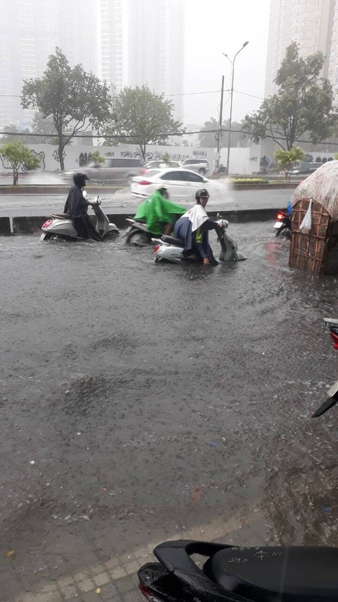Chủ đầu tư đề xuất giá cho thuê siêu máy bơm hơn 24 tỉ đồng/năm - Ảnh 1. Chủ đầu tư đề xuất giá cho thuê siêu máy bơm hơn 24 tỉ đồng/năm - Ảnh 1.
