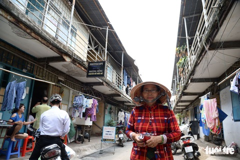 24 hộ dân Thủ Thiêm đồng ý rời nhà tạm lên chung cư - Ảnh 1. 24 hộ dân Thủ Thiêm đồng ý rời nhà tạm lên chung cư - Ảnh 1.