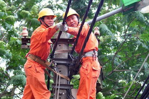 “Chiêu” tiết kiệm điện những ngày nắng nóng - Ảnh 3. “Chiêu” tiết kiệm điện những ngày nắng nóng - Ảnh 3.