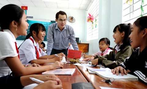 Điểm tựa đứng lên: Trưởng thành từ ngôi nhà có 40 anh chị em - Ảnh 1. Điểm tựa đứng lên: Trưởng thành từ ngôi nhà có 40 anh chị em - Ảnh 1.