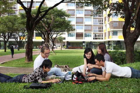 Du học tại chỗ, tại sao không? - Ảnh 1. Du học tại chỗ, tại sao không? - Ảnh 1.