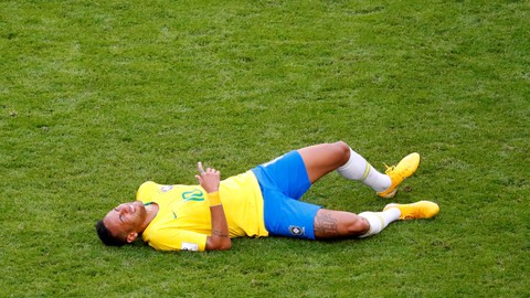World Cup trong mắt tôi: Nghệ sĩ hay kịch sĩ - Ảnh 1. World Cup trong mắt tôi: Nghệ sĩ hay kịch sĩ - Ảnh 1.