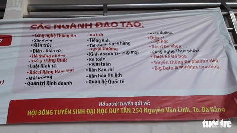Học văn - báo chí nhưng trường cấp bằng văn học - Ảnh 4. Học văn - báo chí nhưng trường cấp bằng văn học - Ảnh 4.