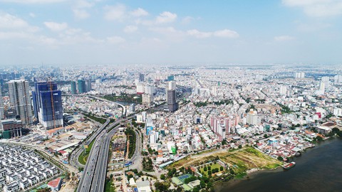 TP.HCM: Đất nền quận 2 tăng chóng mặt, người dân chuyển hướng mua căn hộ - Ảnh 1. TP.HCM: Đất nền quận 2 tăng chóng mặt, người dân chuyển hướng mua căn hộ - Ảnh 1.
