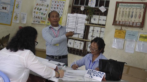 Bầu cử Quốc hội Campuchia: thắng lợi kép của CPP - Ảnh 2. Bầu cử Quốc hội Campuchia: thắng lợi kép của CPP - Ảnh 2.