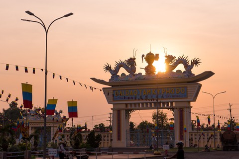 Cặp đôi rủ nhau bán hết tài sản, sống du mục mỗi nước 91 ngày - Ảnh 17. Cặp đôi rủ nhau bán hết tài sản, sống du mục mỗi nước 91 ngày - Ảnh 17.