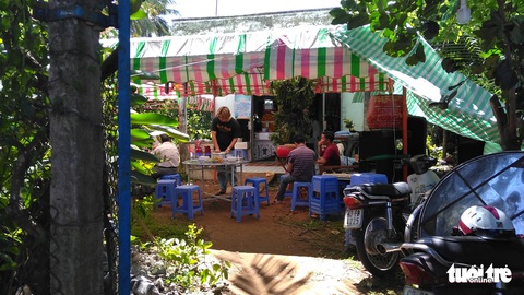 Một người tử vong nghi do nghẹn khi ăn bánh ít - Ảnh 1. Một người tử vong nghi do nghẹn khi ăn bánh ít - Ảnh 1.