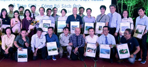 Tận hưởng bản sắc Việt: tài nguyên quý lan tỏa vẻ đẹp quê hương - Ảnh 1. Tận hưởng bản sắc Việt: tài nguyên quý lan tỏa vẻ đẹp quê hương - Ảnh 1.