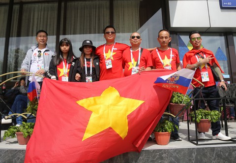 Cổ vũ World Cup thế nào để không thành lạc lõng? - Ảnh 1. Cổ vũ World Cup thế nào để không thành lạc lõng? - Ảnh 1.