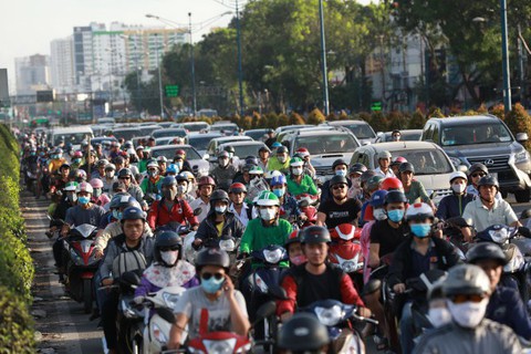 TP.HCM triển khai mạng lưới quan trắc không khí toàn TP - Ảnh 1. TP.HCM triển khai mạng lưới quan trắc không khí toàn TP - Ảnh 1.