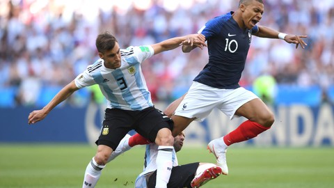Ai là khám phá lớn nhất của World Cup tính đến trước tứ kết? - Ảnh 3.